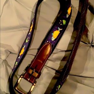 VV Mens belt very good cond Fish in taco design